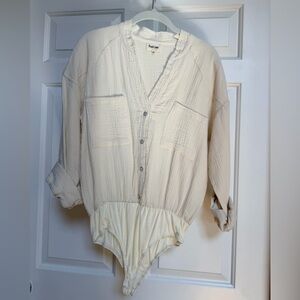 Peach Love California Cream Textured Gauze Bodysuit